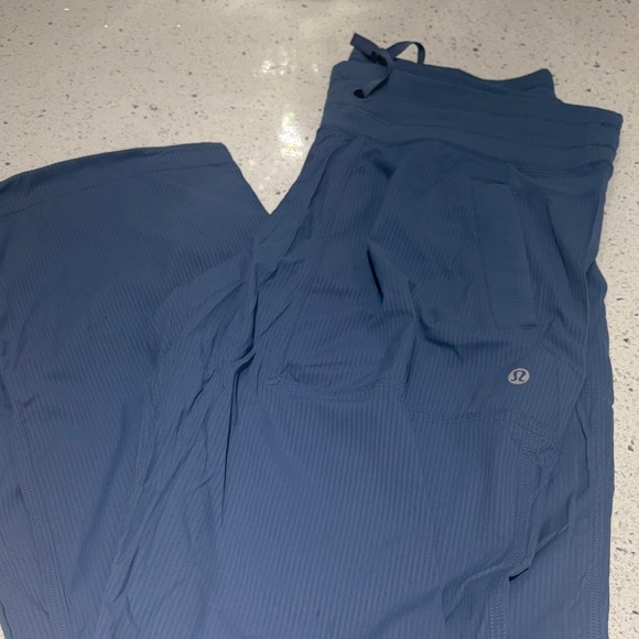 Lululemon Dance Studio Pants – Women’s Size 10 – Blue - Picture 2 of 9